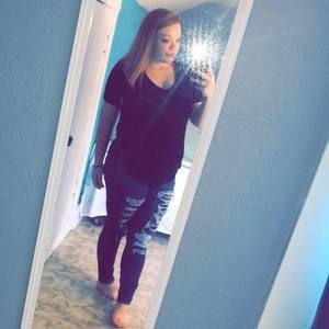 Meet your Posher, Katelynn
